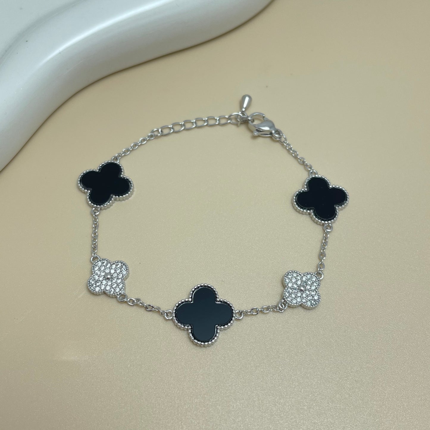 18K Lucky Bracelet (not coming back)